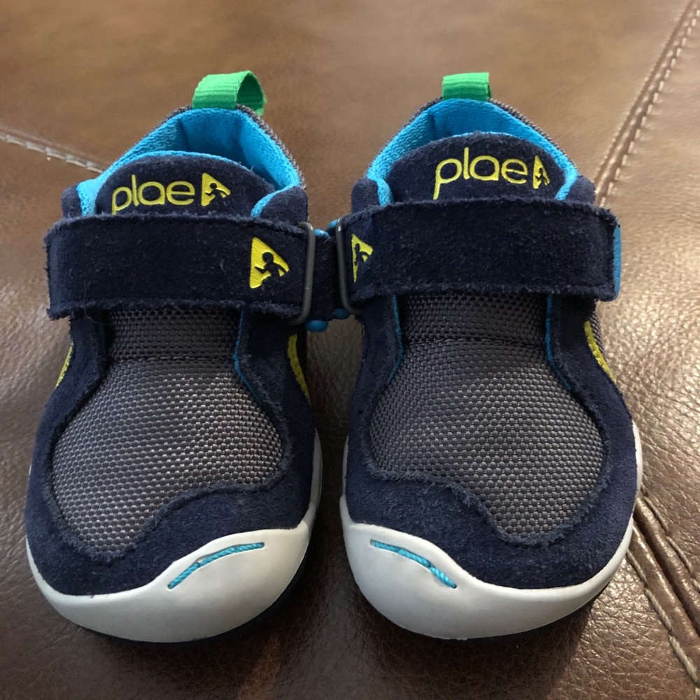 Toddler plae ty shoes